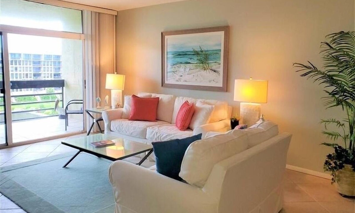 Longboat Key Condo | 2/2 Condo LBK, Pool, Fitness, Tennis
