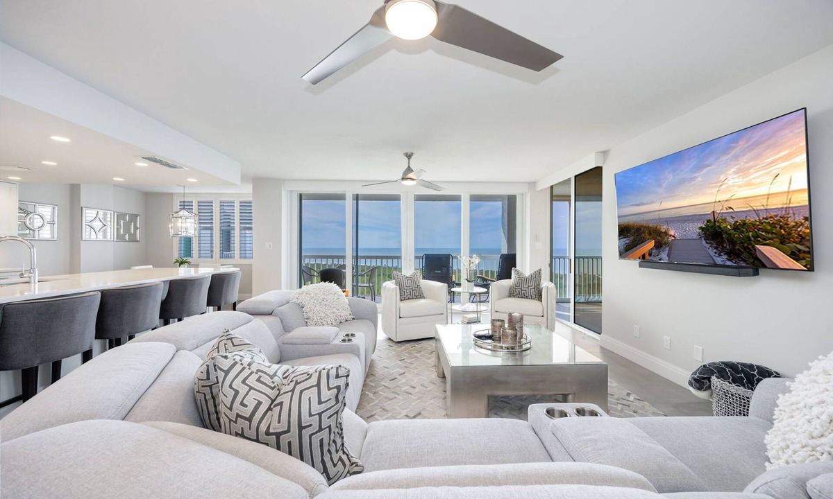Pelican Bay Condo | 20th Floor 3BR Luxury Condo, Stunning Gulf Views, New Pool, Gym & Social Rooms