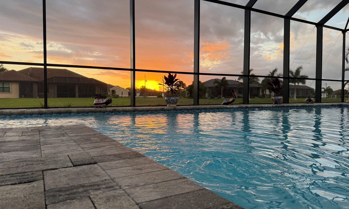 Pine Valley House | 3-bedroom house in charming Rotonda West with pool