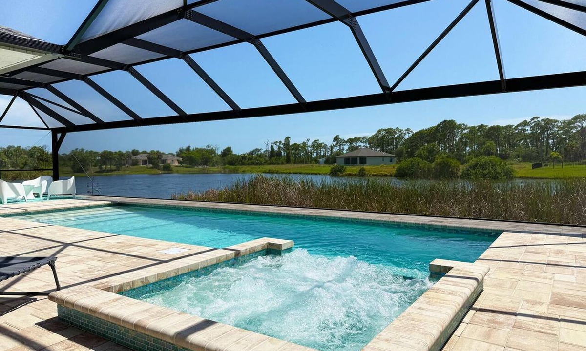 Rotonda Heights Apartment | 3BR Pool & Hot Tub Villa in Rotonda West