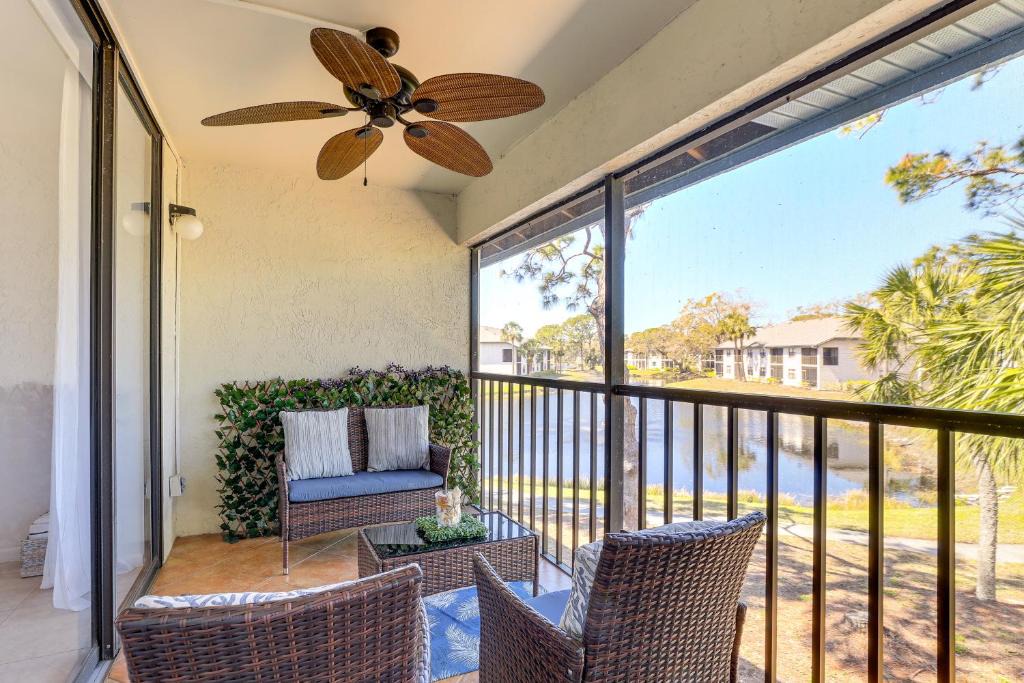 South Bradenton House | 7 Mi to Beach: Condo w/Pool Access in Bradenton!