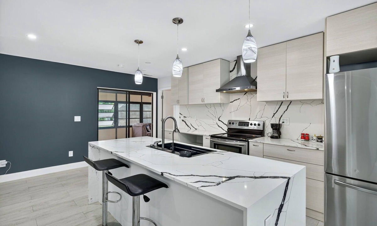 Fort Myers House | An Island of joy - North Fort Myers