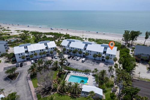 Captiva House | Beach Villa 2011 - Captiva One Bedroom Deluxe Beachfront Residence