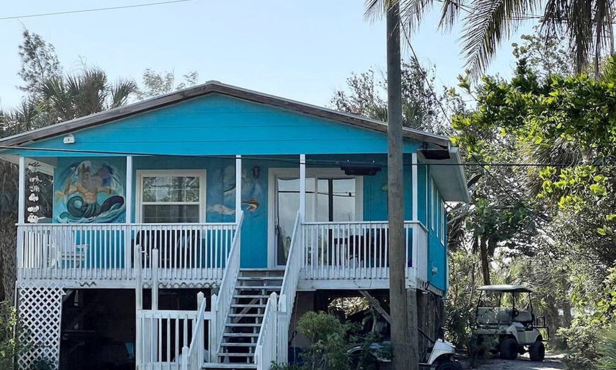 Placida Cottage | Charming Waterfront Cottage with Private Dock near Little Gasparilla Island, Florida