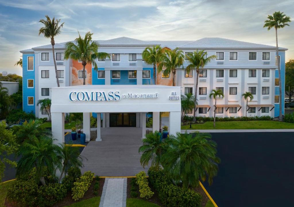 Park Shore Hotel | Compass by Margaritaville Hotel Naples