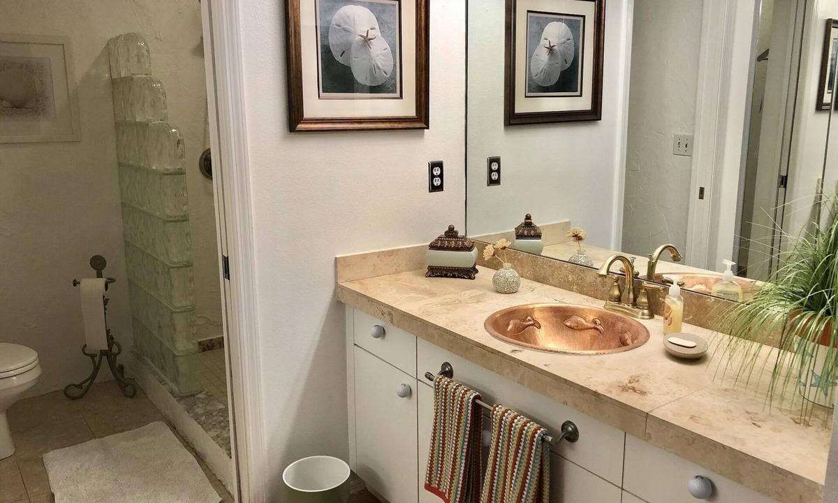 Tara Golf and Country Club Condo | Country style 3-bedroom condo in fabulous Tara G&CC with Class A Membership