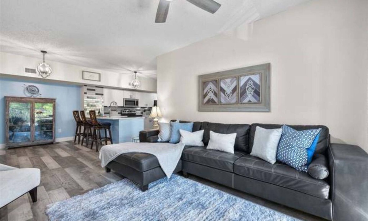 Crown Pointe Condo | Cozy 2-bedroom condo in gorgeous Naples