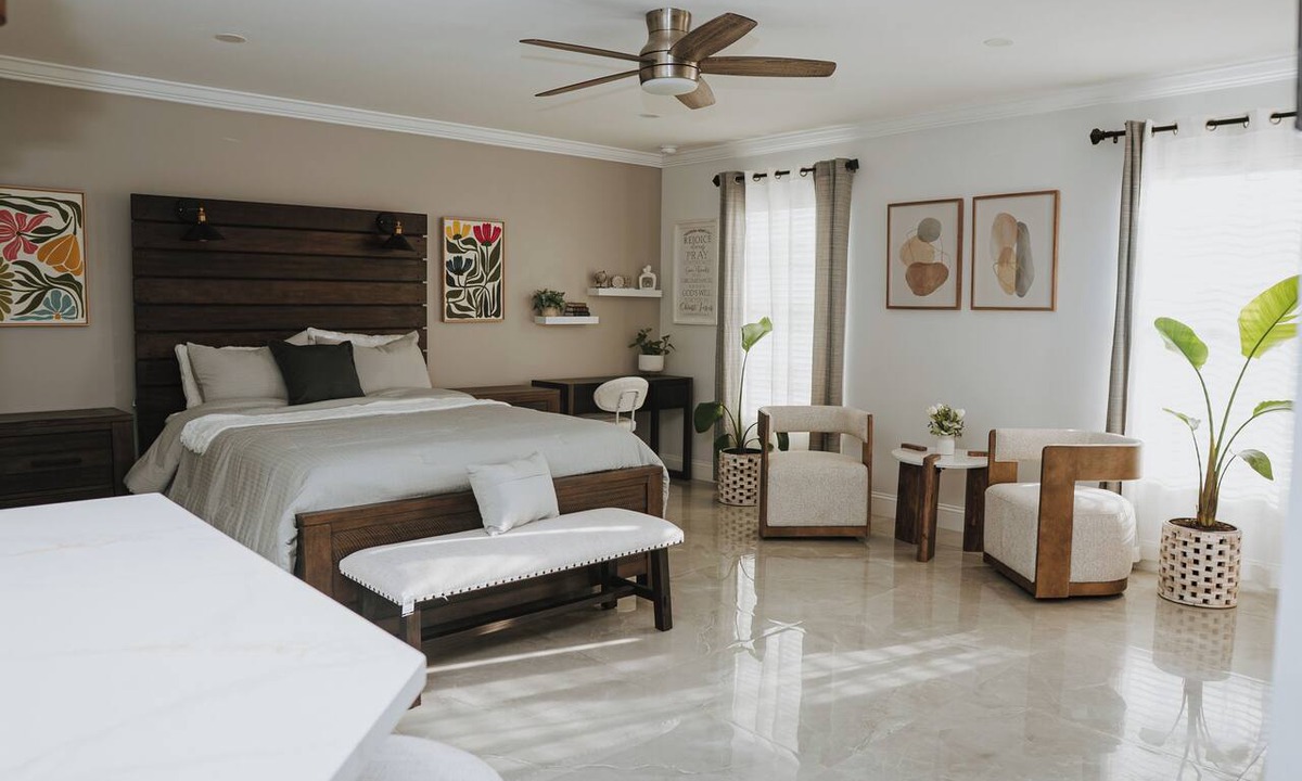 Diplomat Apartment | Cozy Studio, Private Entrance with Terrace, Wi-Fi, A/C