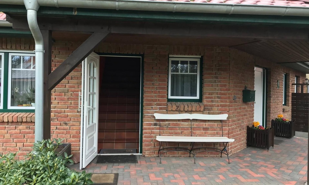Ribnitz-Damgarten Apartment | Cozy vacation apartment in Neu Hirschburg "Rostocker Heide" pet friendly!