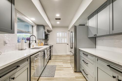 Davis Islands House | Davis Island Home w/Lanai: 3 Mi to Downtown Tampa