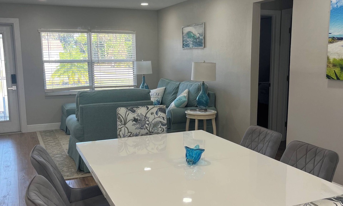 Fort Myers Shores House | Dockside Dreams/Florida Canal Escape