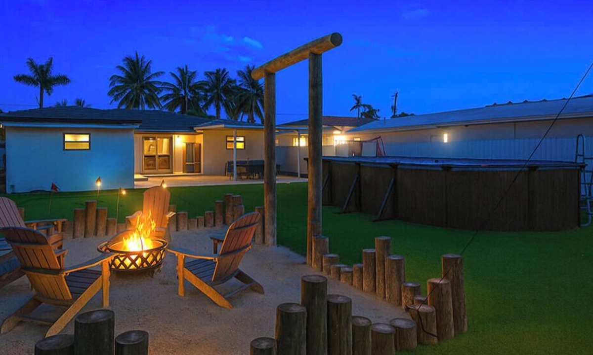 Tamiami House | Family Oasis Near MIA & Dolphin Mall/Pool, BBQ