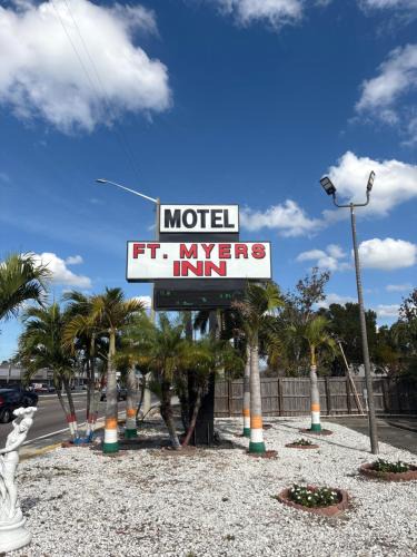 Maravilla Hotel | Fort Myers Inn