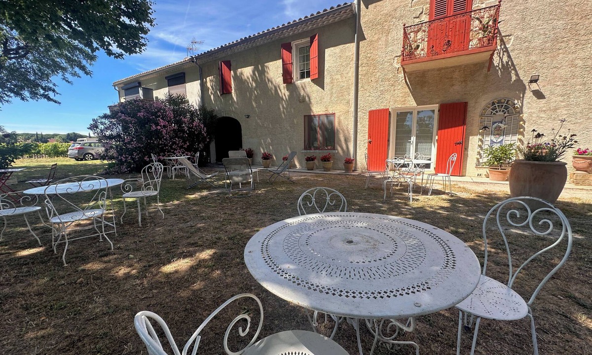 Aigues-Mortes Apartment | Gîte de la Cave – Charme provençal avec jardin à Aigues-Mortes