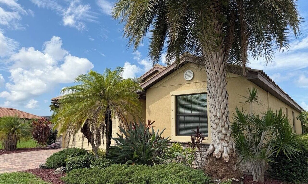 Gran Paradiso House | Gated Tuscan Paradise: 4BR/3BA Home + Lagoon Pool, Tennis & Fitness Club Access