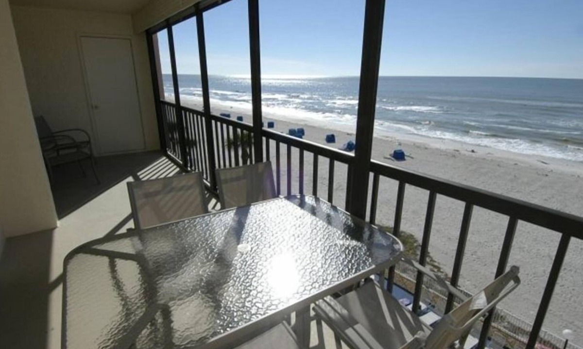 Indian Shores Condo | Gorgeous Sunset Views from Sand Castle 3 Condo. 3/2, heated pool, beachfront