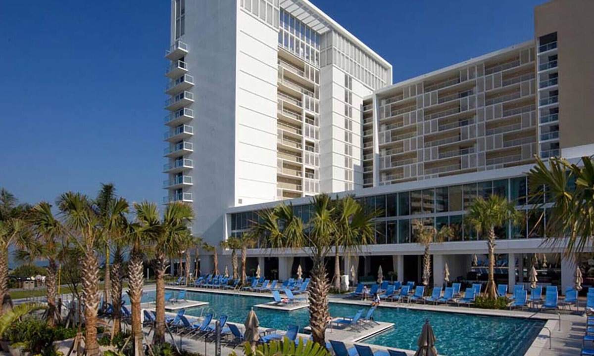 Marco Island Resort | Gulf Front - 2 Bedroom - Marriott's Crystal Shores - Full Resort Access