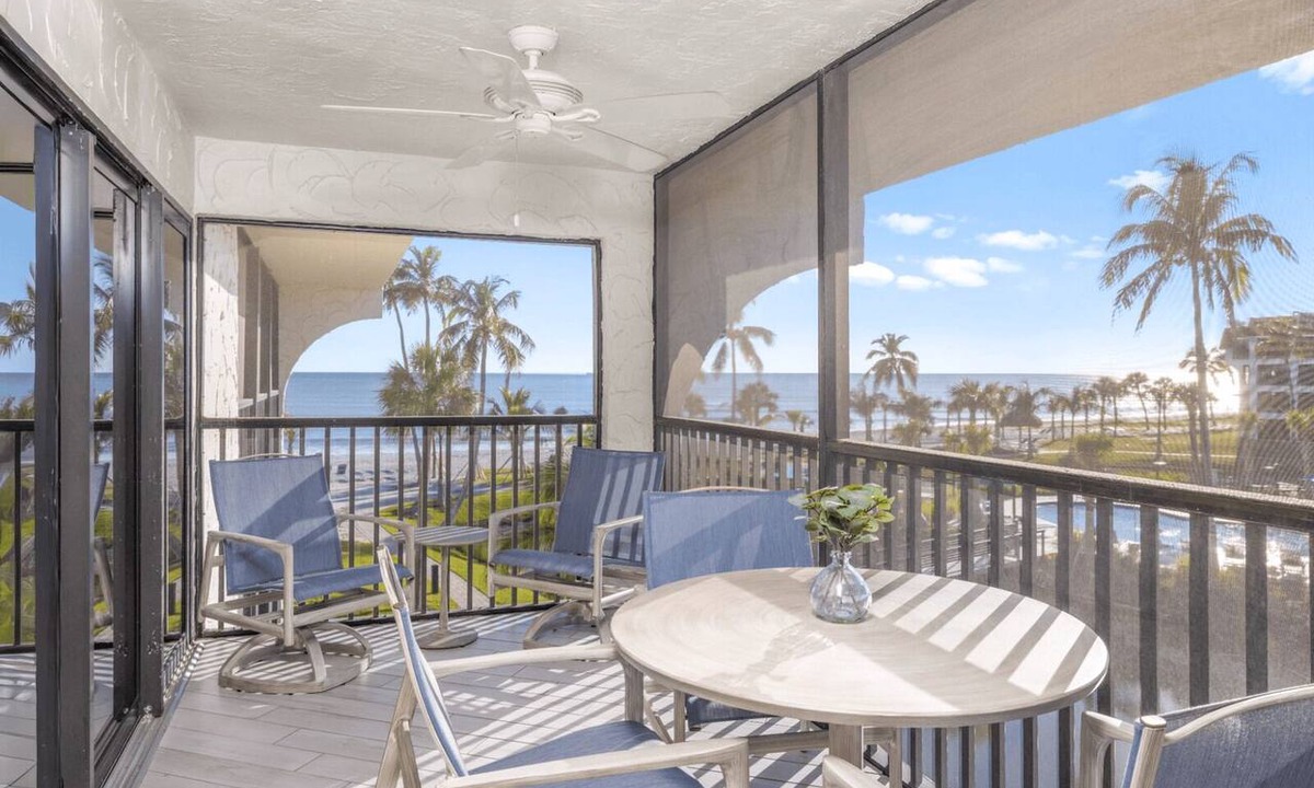 Sanibel Apartment | Gulf-View & Fully Renovated Condo E31— Steps to the Beach at Pointe Santo