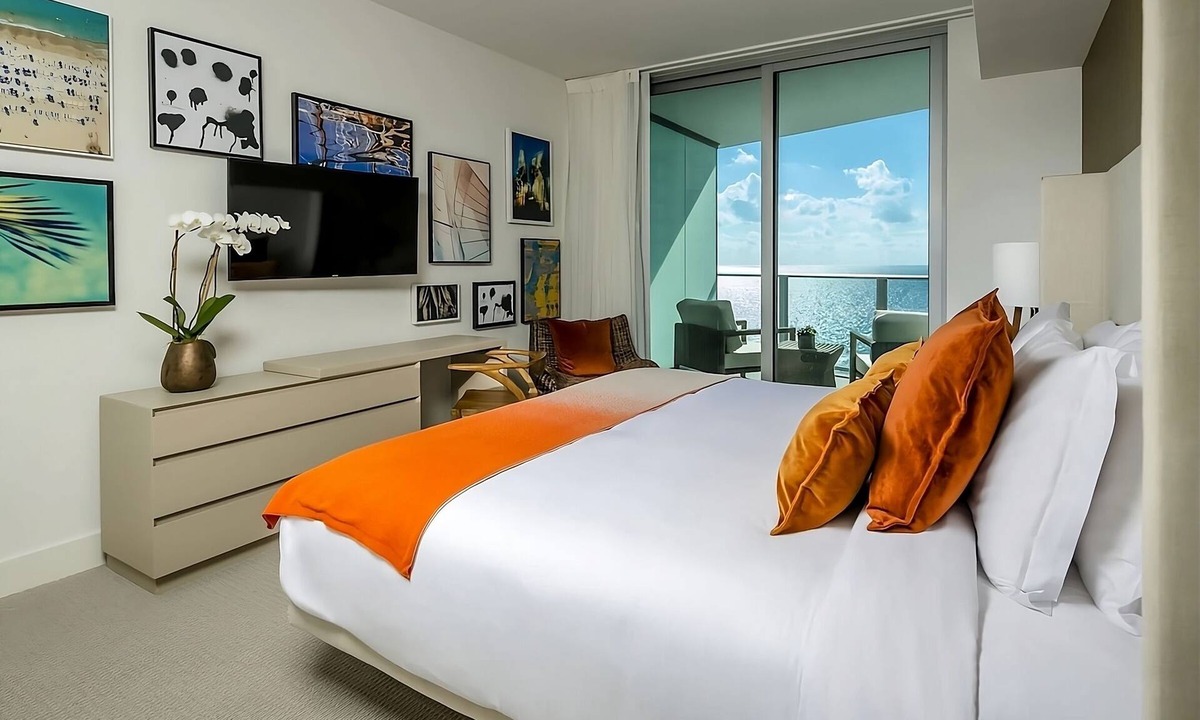 Hollywood South Central Beach Hotel | H Hollywood Resort & Residences, 4 1BR Oceanfront King Suites, Kitchen!