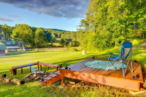 Hendersonville House | Hendersonville Cabin Near Hiking & Waterfalls!