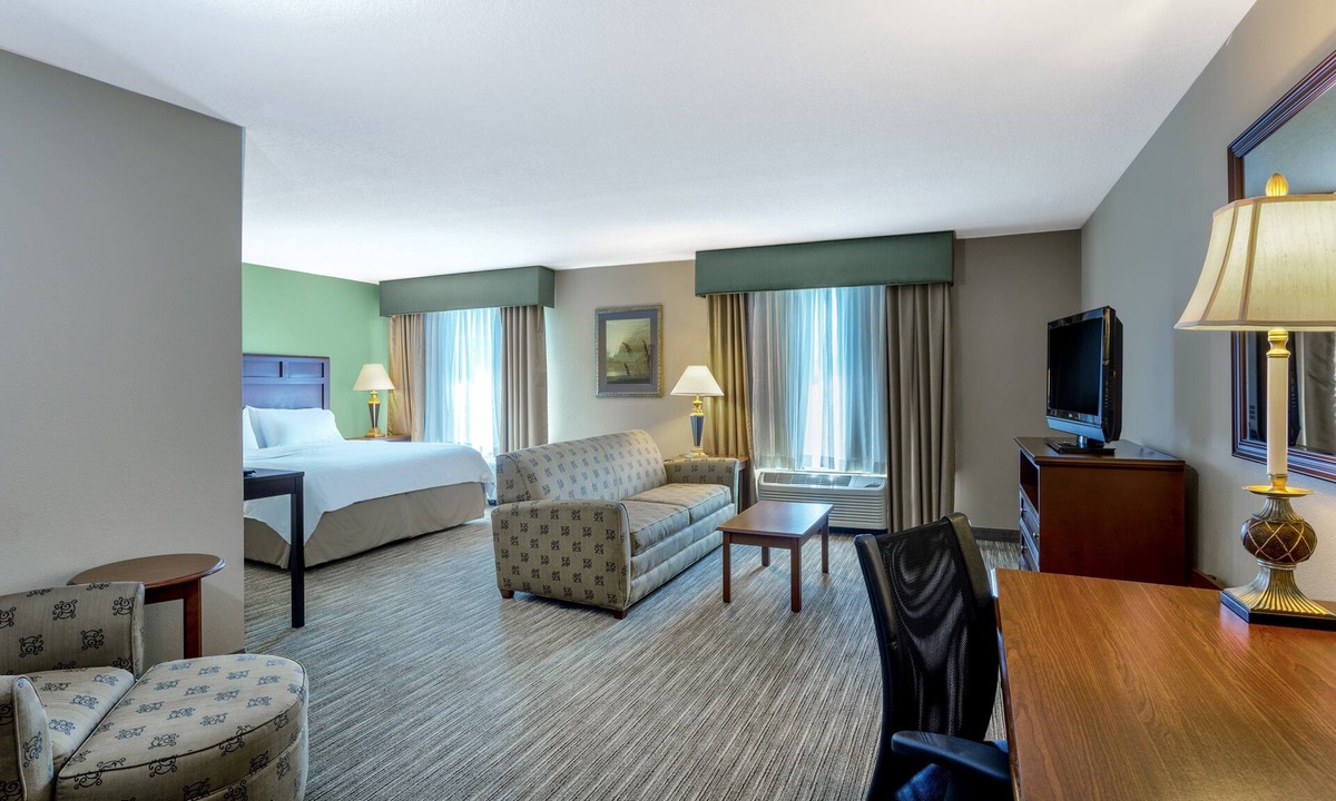 Braden River Hotel | Holiday Inn Express & Suites Bradenton East-Lakewood Ranch by IHG