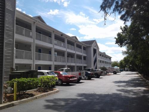 Highpoint Hotel | InTown Suites Extended Stay Clearwater FL