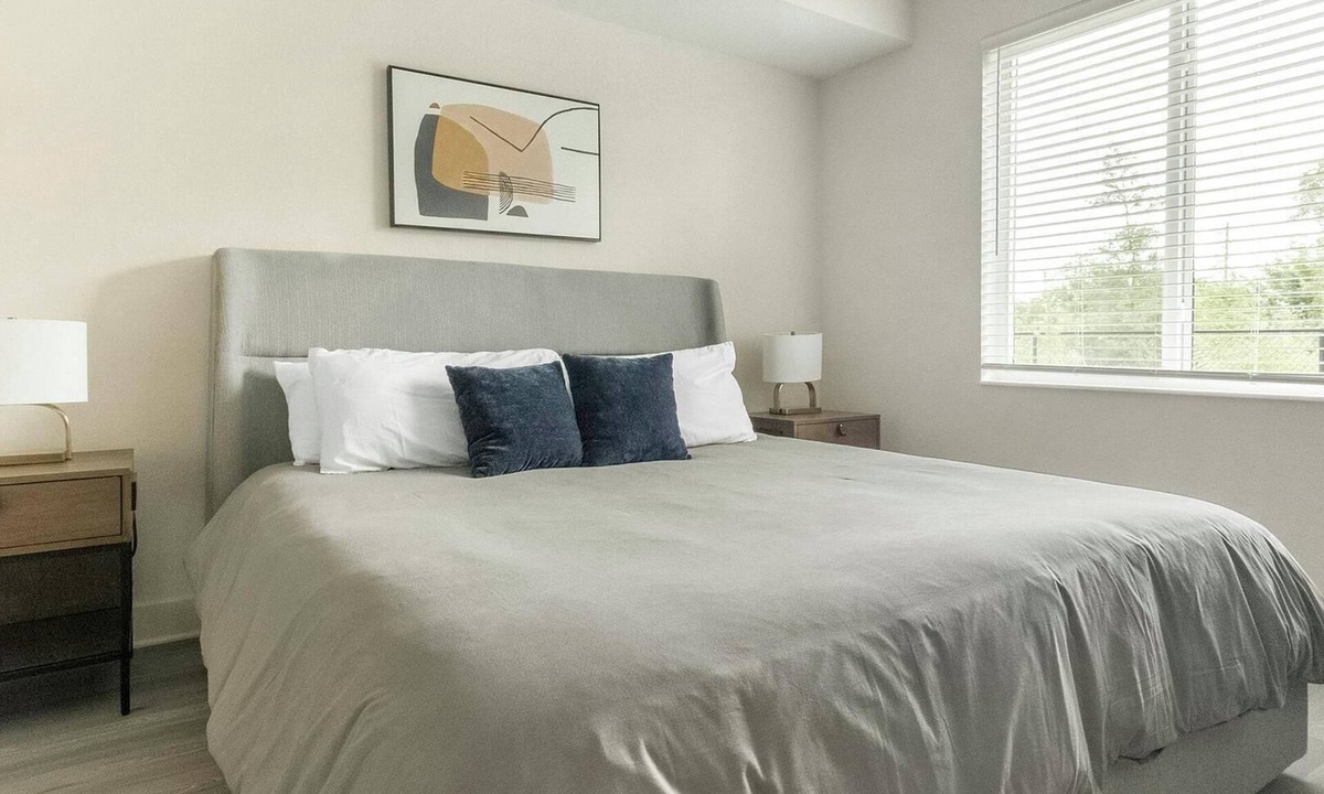 Palmetto Apartment | Landing | Beautiful 1BD, Gym, Clubhouse
