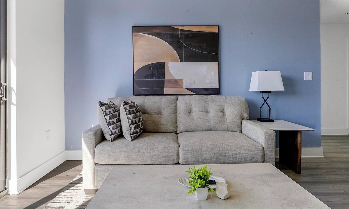 Fort Myers River District Apartment | Landing | Modern 2BD, Rooftop Lounge, Game Room