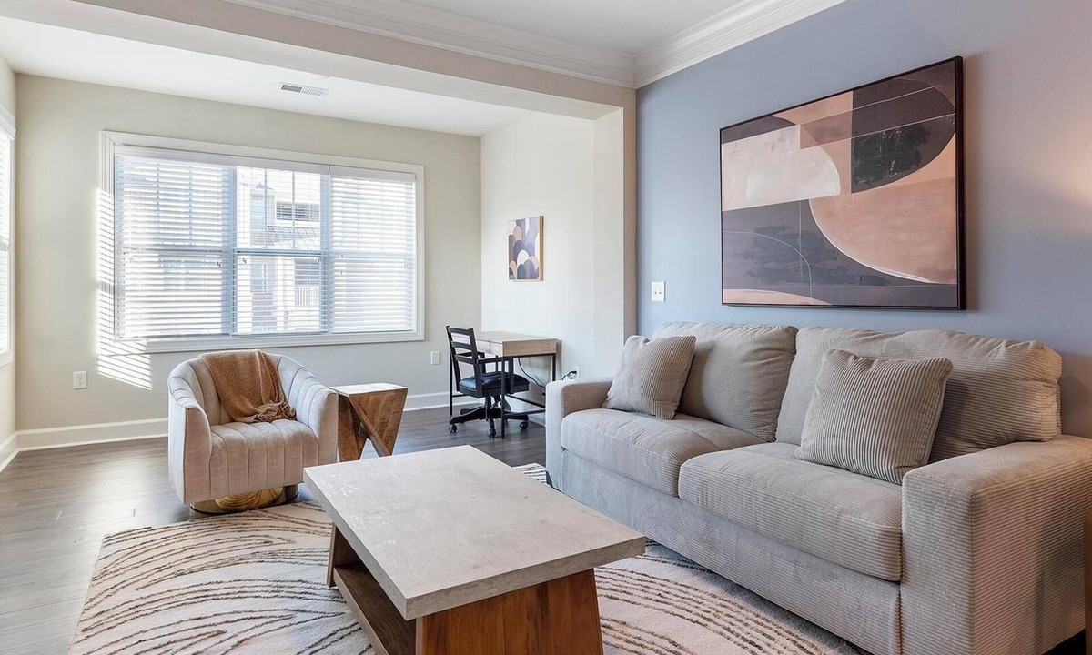Greer Apartment | Landing | Stunning 3BD, Gym, Clubhouse