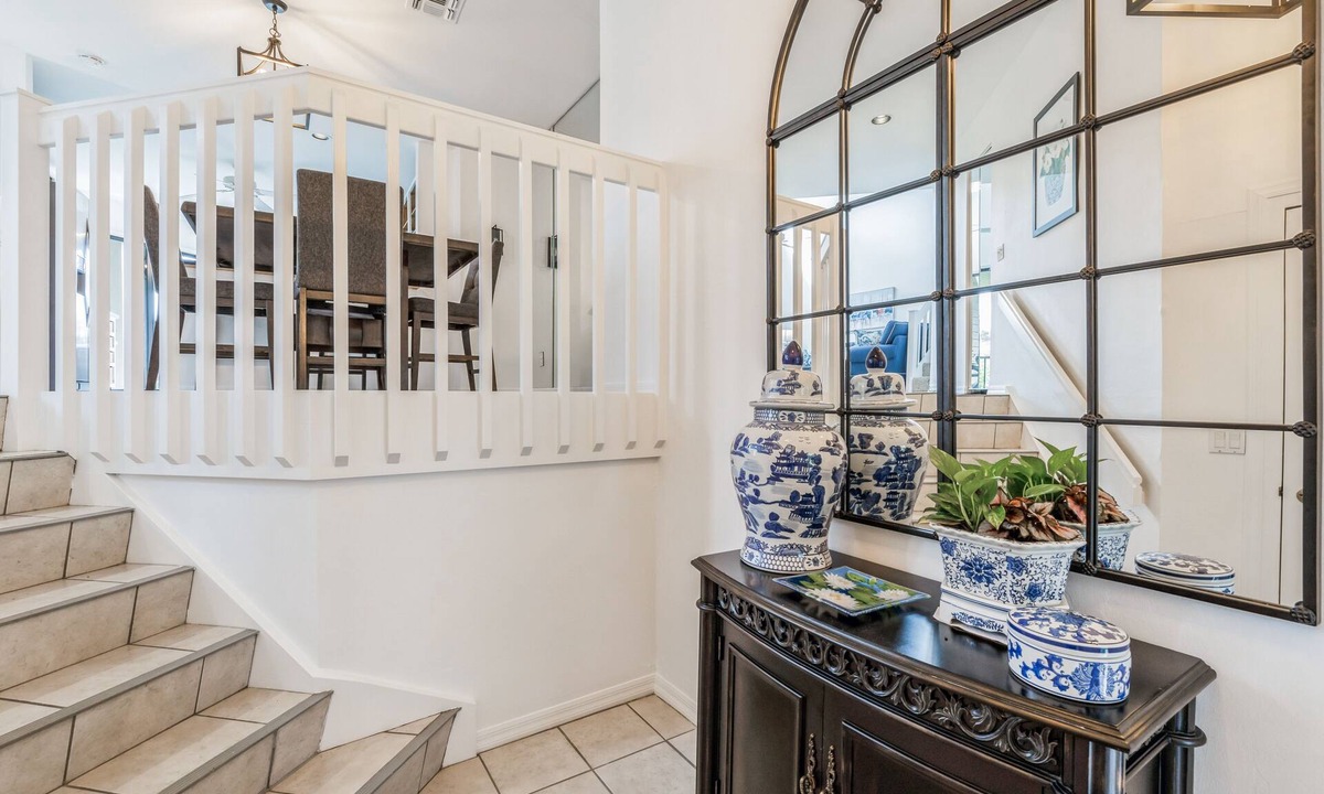 Bonita Bay House | Light, bright soaring ceilings in Resort living Tri level condo in Bonita Bay