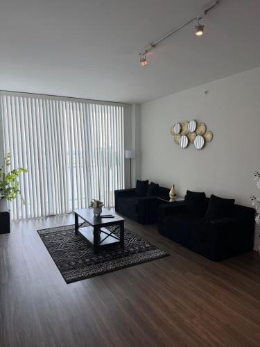 Edgewood Apartment | oasis grand vistas 29th terraza piscina KING
