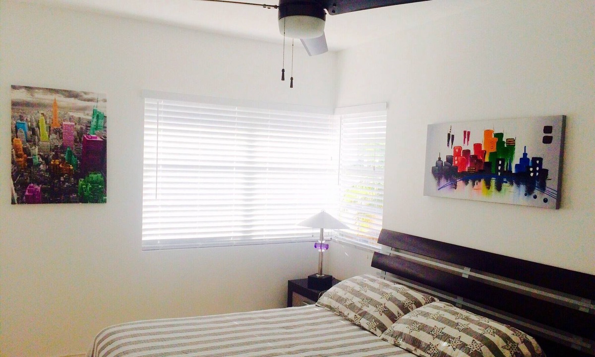 South of Fifth Condo | OCEAN Dr, Steps to Beach, NICE POOL APT. 1/1, .APPROVED PROPERTY BY THE CITY.