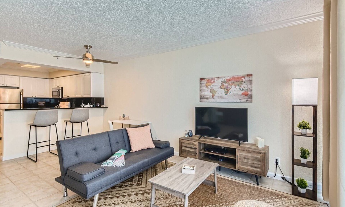 Hollywood South Central Beach Apartment | Oceanfront Studio w/Balcony. Wake Up to the Waves!