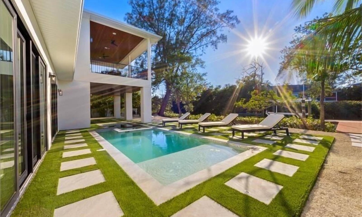 Anna Maria House | Our Great Escape by Duncan Real Estate