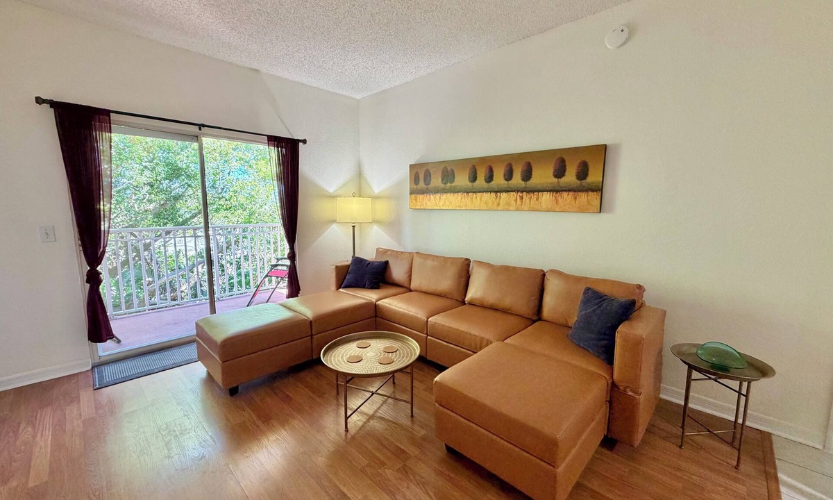 Iona Condo | Peaceful Beachwalk Escape! Updated 3rd-Floor Condo w/Lanai, Pool & Hot Tub