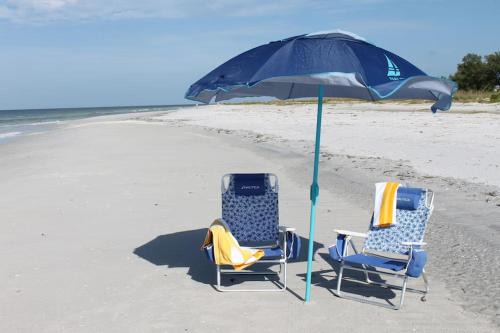 Englewood Villa | Pet friendly, Heated Pool, close to many beaches, monthly New Vacation Villa