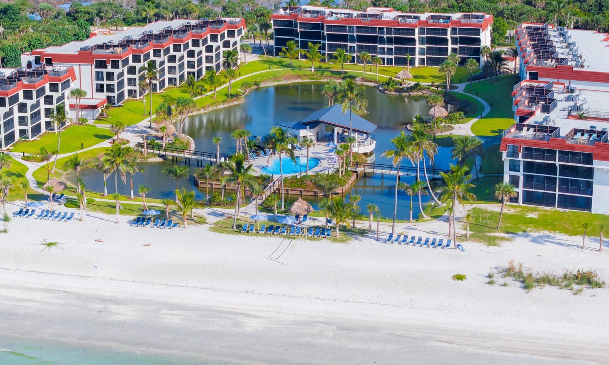 Sanibel Condo | Pointe Santo New Remodel,Gulf View,Grills,Pickleball,Kids Program,Vet Discounts