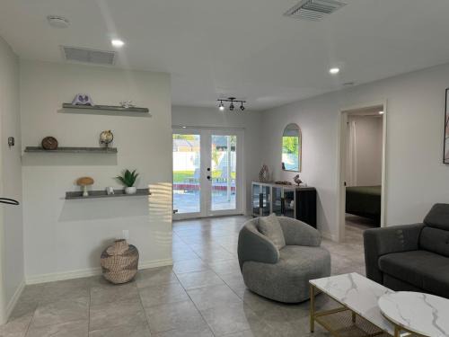 Englewood East House | Pool house in Englewood