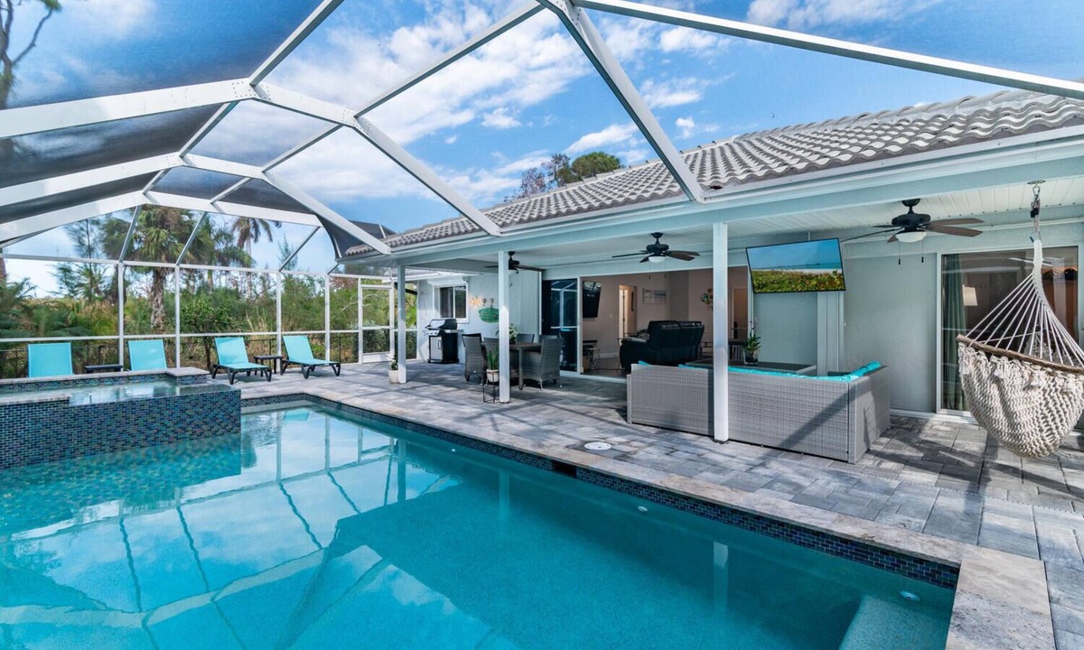 Bonita Springs House | Private Palm Oasis - Close to Barefoot Beach/Bonita Beach/North Naples
