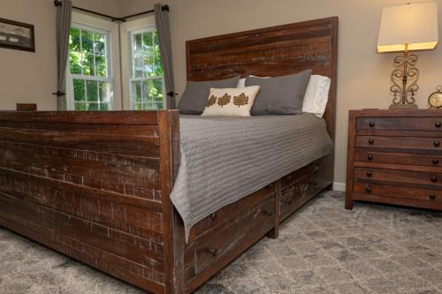 Cazenovia House | Red Fox Run B&B