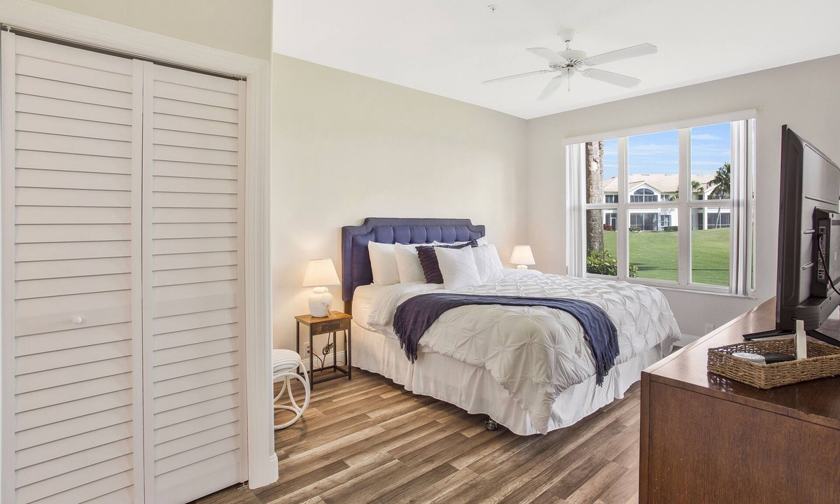 Tropical Cove Condo | Renewed 2-bedroom condo in Lexington C. C., Fort Myers, with Golf included!