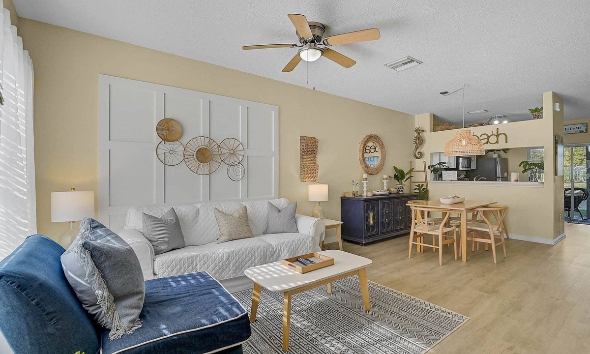 Sabal Harbour House | Sabal Key Haven - Townhome, WiFi, Heated Pool, Tennis, Near Beaches, Pet-Friendly, Ideal Relaxation!