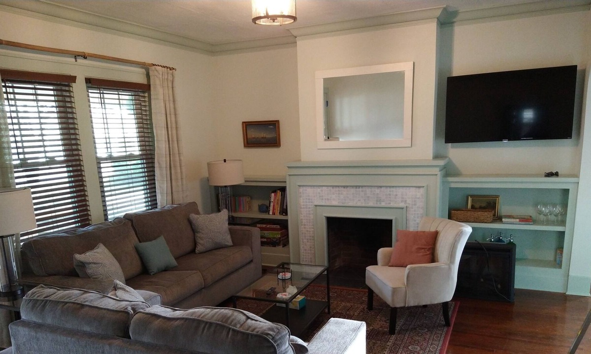 St. Petersburg Cottage | Salt Creek Cottage 2 bedroom