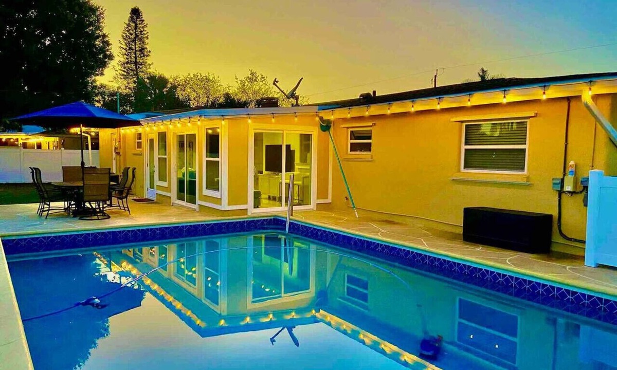 Southgate House | Sandpiper*Heated Pool*Minutes to Siesta Key Beach