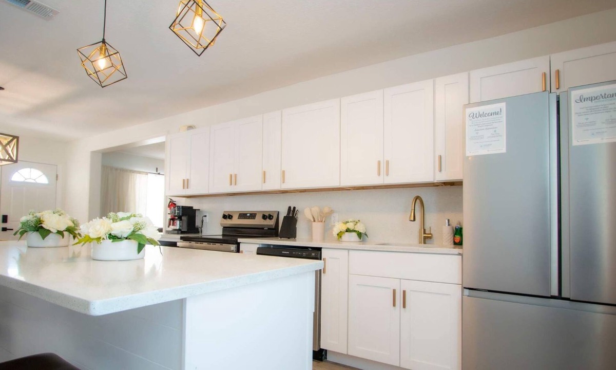 Bay Esplanade House | Sea Glass Beach Compound