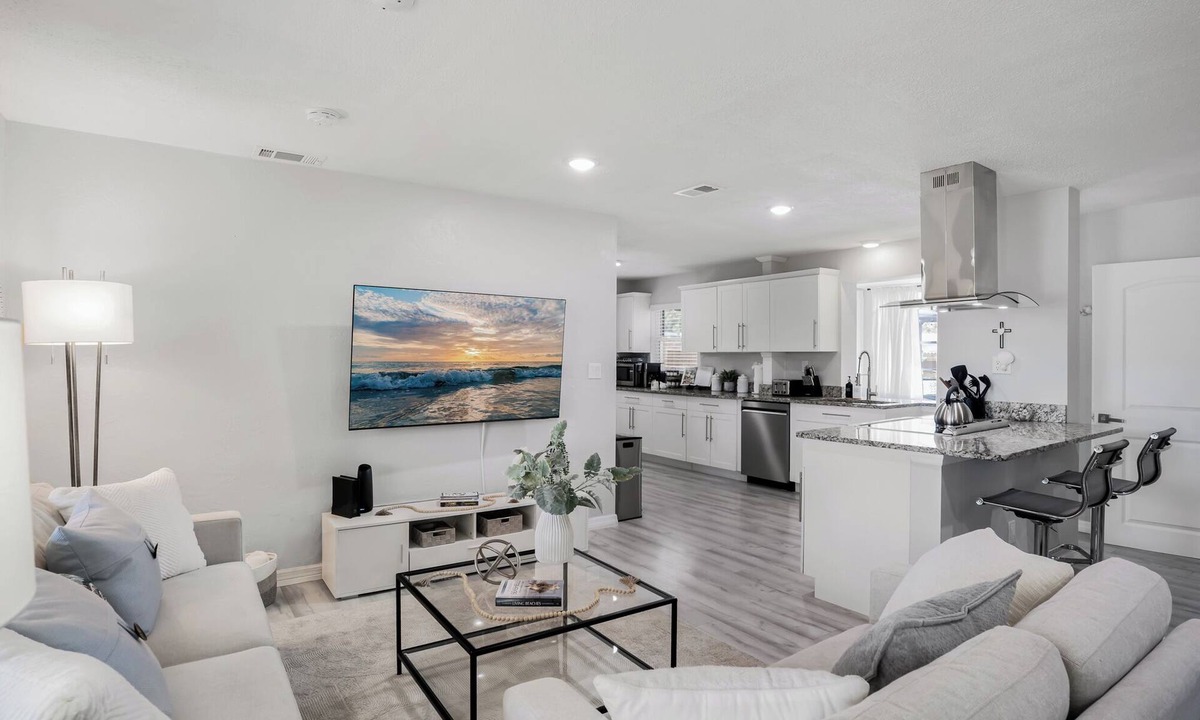 Walsingham House | Sea Song Oasis – Upgraded Pool Home Minutes from Beach!