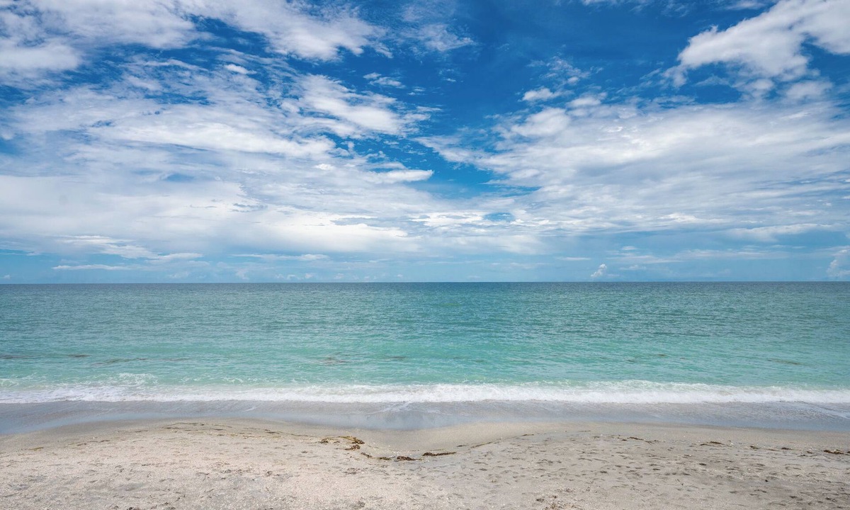 Manasota Key Villa | Soak up the Sun on your large patio with the Gulf view