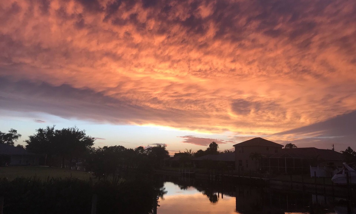 Fort Myers Shores House | Spectacular Sunset - Peaceful River! Private House & Pool, Exclusive for You!
