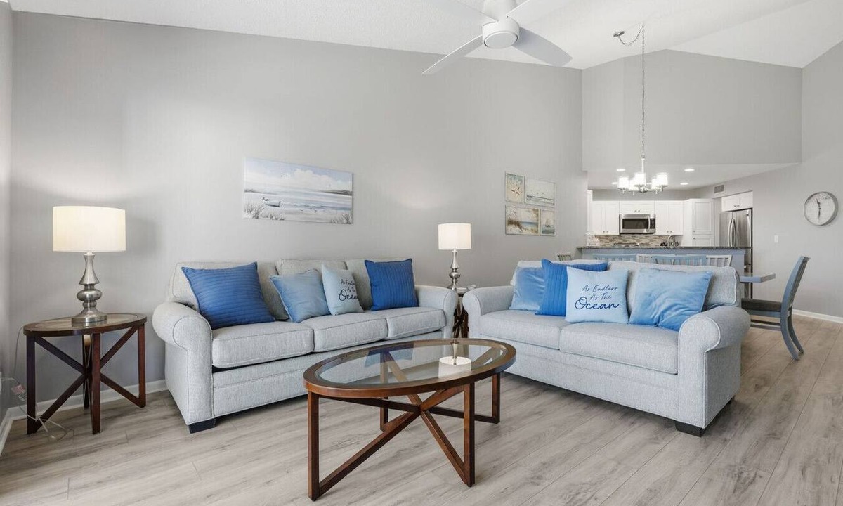 Isla del Sol Condo | St Pete Isla Vista Verde E 4-229 New Kitchen