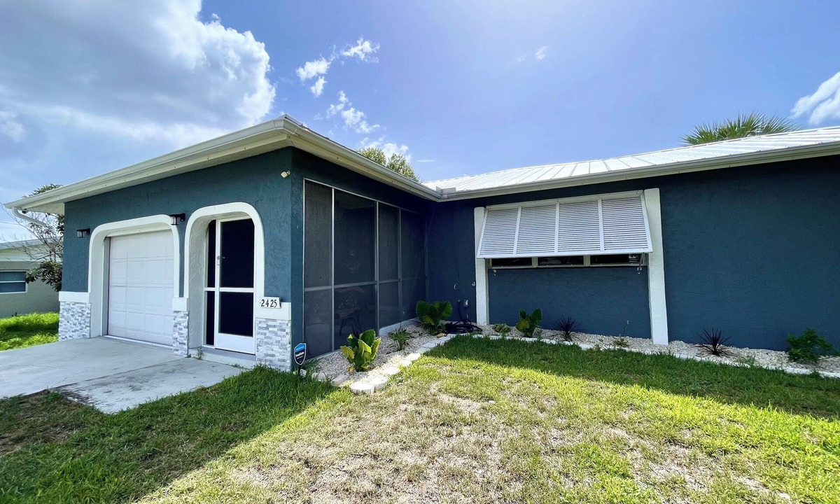 Charlotte Park House | Sunny Hideaway - entire home in Punta Gorda, Florida